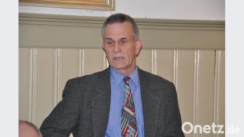 Forstdirektor Dirk Lüder stellte sich in der Jahreshauptversammlung der Forstbetriebsgemeinschaft Kemnath (FBG) vor. Bild: ak