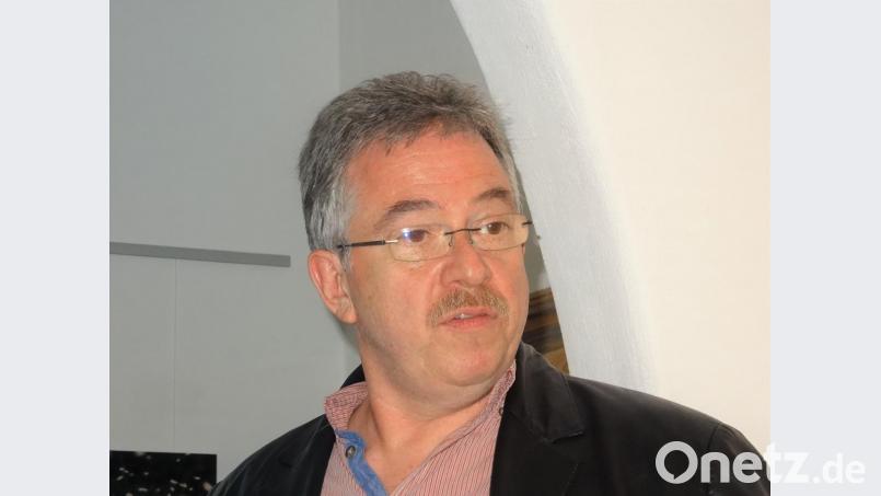 Professor Dr. Ronny Rößler bei seinem Vortrag im Pleysteiner Stadtmuseum. Bild: tu
