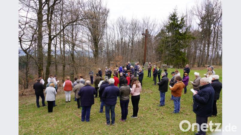 Der Kreuzweg des MMC-Bezirks am Freialtar auf dem Fahrenberg war ein meditatives Erlebnis. Bild: fvo