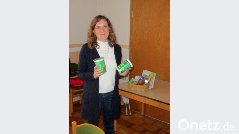 Christina Apel gestaltete im Auftrag des Amtes für Ernährung, Landwirtschaft und Forsten Schwandorf den Nachmittag. Bild: exb