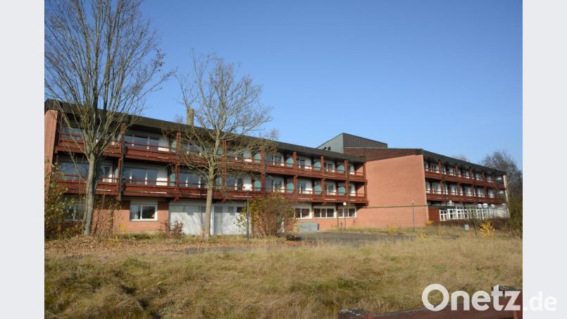 Als &quot;Landhotel am Sonnenhang&quot; soll das ehemalige BRK-Haus wieder mit Leben ausgefüllt werden. Bild: bey