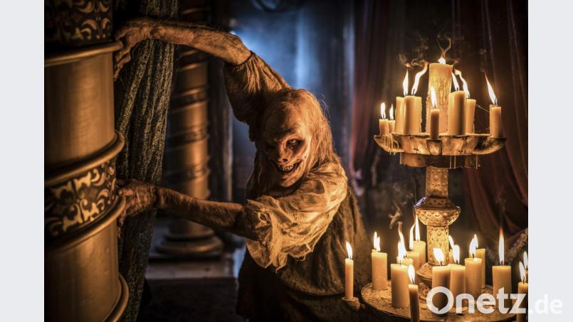 Der neue "Hellboy"-Teil kommt düster daher. Bild: Universum Film/dpa