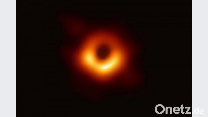 So sieht er aus, der erste direkte visuelle Nachweis eines Schwarzen Lochs. Foto: Event Horizon Telescope (EHT)