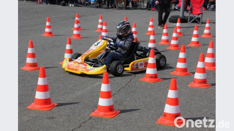 Faszination Kartsport - ein Tanz durch die eng gesteckten Pylonen. Bild: kro