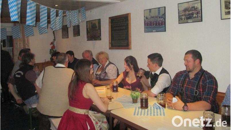Erneut war der Starkbierabend im Vereinsheim der Wiesauer Trachtler gut besucht. Bild: Stiftländer Heimatverein/exb