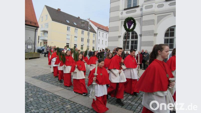 Palmweihe im Hof des Klosters Waldsassen. Bild: kgg
