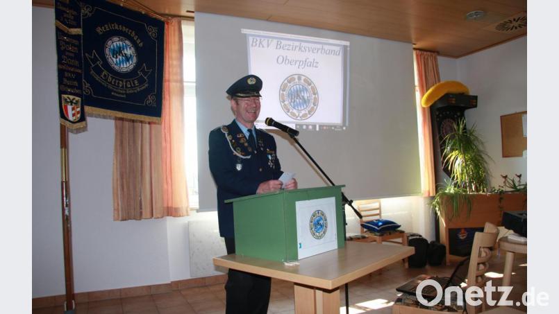 Gastgeber der Bezirksversammlung war der Kreisverband Tirschenreuth, vertreten durch seinen Vorsitzenden Anton Hauptmann aus Hohenhard. Bild: wro