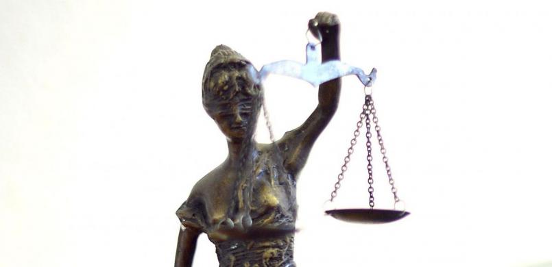 Ein Strafbefehl über 900 Euro war ihm zu viel: Ein Bauer legte Einspruch dagegen ein, was die Sache vor Gericht brachte. Bild: Volker Hartmann/dpa