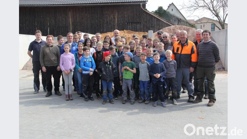 Die fleißigen Sammler nach getaner Arbeit. Bild: ral