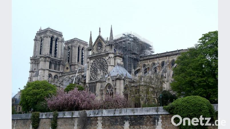 Paris: Blick auf die Kathedrale Notre-Dame nach einem Brand, der am Montagabend einen Großteil des Gebäudes zerstört hat. Bild: agentur_dpa