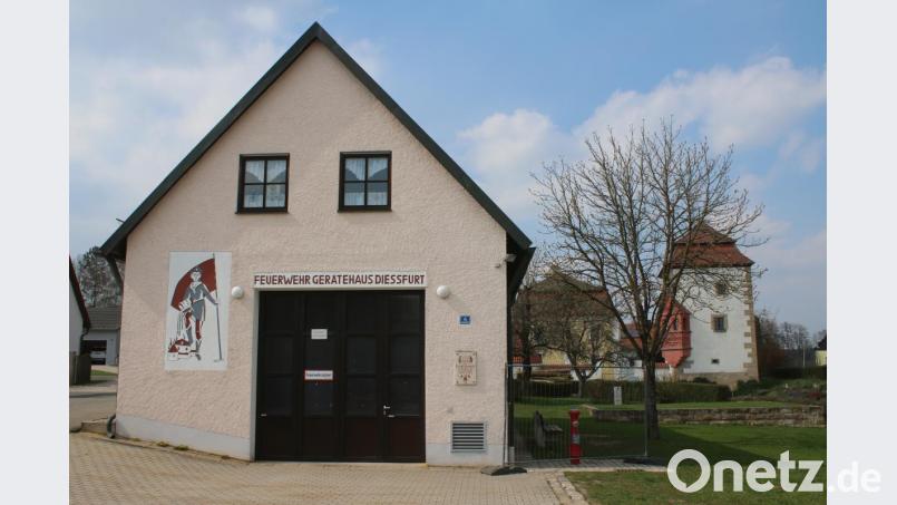 Das alte Feuerwehrhaus in Dießfurt hat lange Zeit gute Dienste geleistet. Nun sind die Pläne für einen Neubau abgeschlossen. Bild: sne