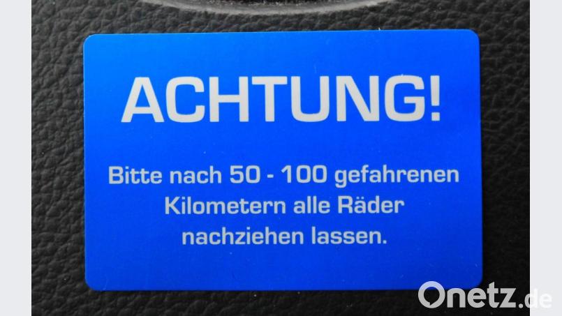 Nach 50 bis 100 Kilometern sollten die Radmuttern aus Gründen der Sicherheit nachgezogen werden. Bild: kro