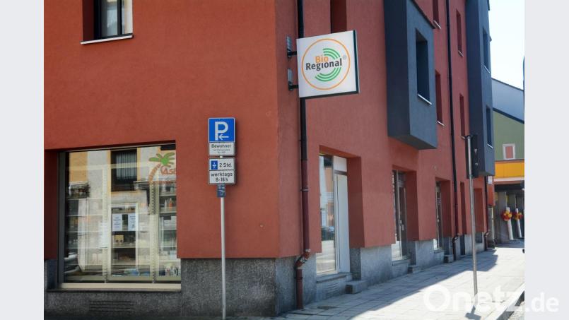 Das "Oase Naturkostladl" in der Weidener Bahnhofstraße schließt im Mai. Bild: Gabi Schönberger