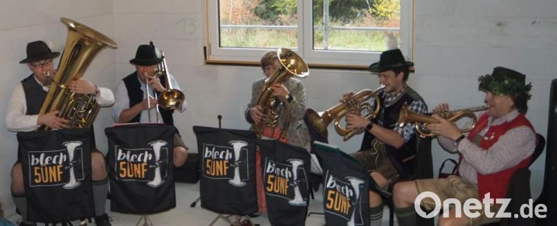 Die leidenschaftlichen Musiker von &quot;blech 5ünf&quot; sorgen am Tag des Bieres für musikalische Kurzweil. Bild: gz