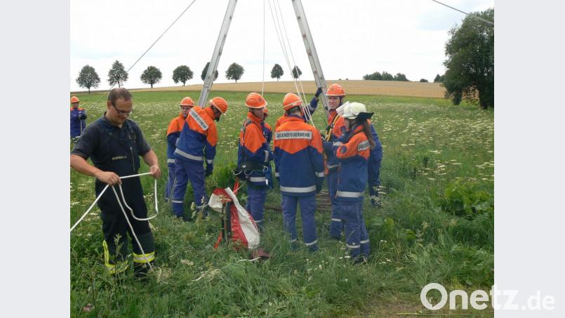 Beim jährlichen Ausbildungswochenende können sich die Jugendlichen der Stützpunktwehr bei den unterschiedlichsten Einsätzen beweisen. Archivbild: dob