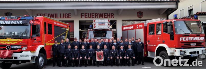 Eine Frau und 22 Männer absolvierten den Maschinistenlehrgang mit Erfolg. Bild: arw