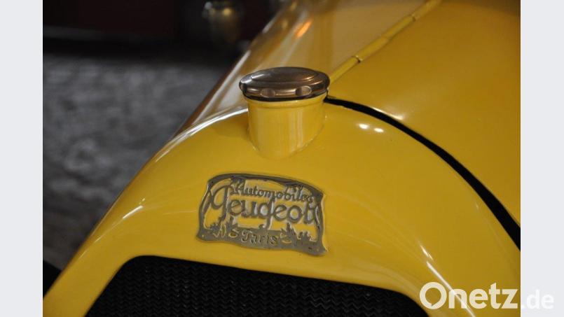 Der Lack der Nostalgie-Automobile glänzt wie neu. Bild: Gabriela Greess