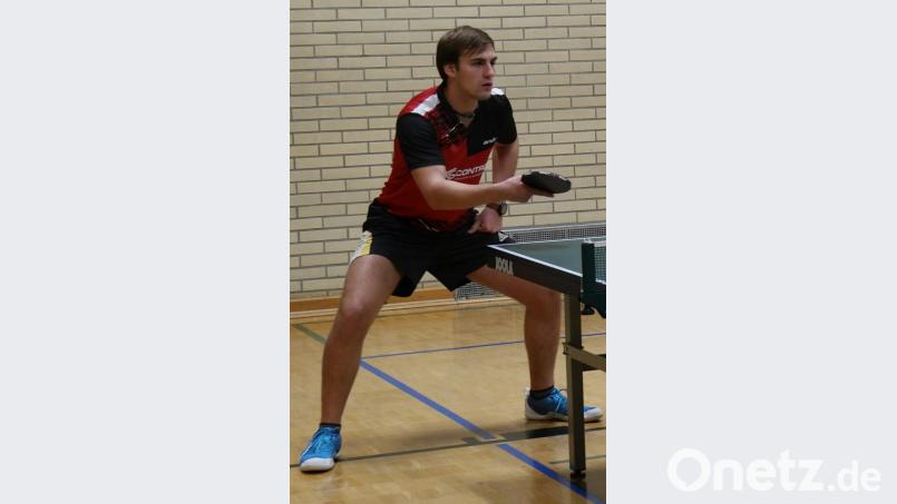 Kapitän David Kiener (Foto) und seine Herren I schlagen auch in der kommenden Saison in der Landesliga Ostnordost auf. Nach dem letzten Spieltag steht fest, dass die Nabburger nicht in die Abstiegsrelegation müssen. Bild: tob