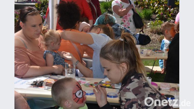 Kinderschminken. Bild: Kunz