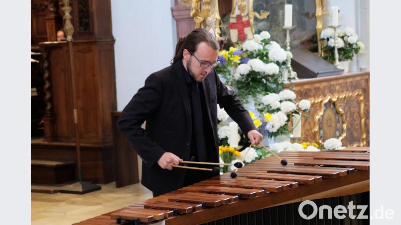 Christoph Günther zeigt sich als Wirbelwind am Marimbaphon. Bild: do