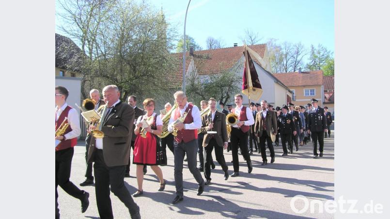 Die Festparade der Feuerwehr am Ostermontag. Bild: tu