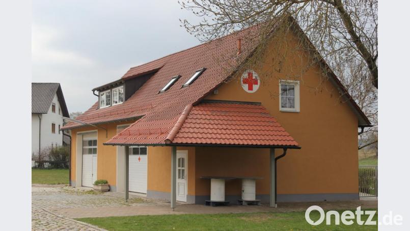 Das Rot-Kreuz-Haus in der Mitte Schmidgadens stellt die BRK-Bereitschaft immer wieder gerne den Dorfvereinen für ihre Feste zur Verfügung. Bild: ral