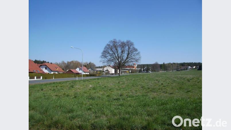 Die Planung für die Erschließung des künftigen Baugebiets "Kirschbaumacker" war Thema im Trabitzer Gemeinderat. Bild: bjp