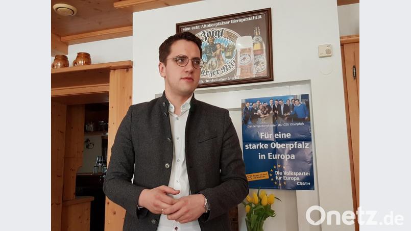 Christian Doleschal bei seinem Vortrag. Bild: exb