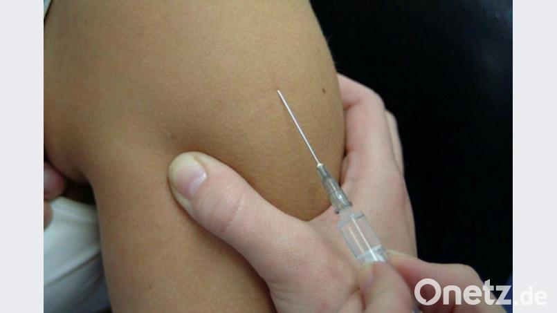 Kleiner Stich, große Wirkung: Zwei mal geimpft, ist die Gefahr einer Masern-Infektion lebenslang gebannt. Die Große Koalition debattiert zurzeit über eine Impfpflicht Archivbild: Petra Hartl