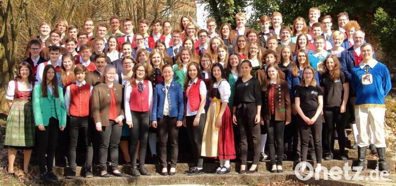 Die Teilnehmer der Probenwoche in Ensdorf freuen sich schon auf ihre beiden Auftritte bei der öffentlichen Generalprobe in Ensdorf und beim Konzert in Schmidmühlen. Und sie sind hochmotiviert, denn sie nehmen aus eigenem Interesse an der Bläserwoche teil und werden nicht von ihren Kapellen dorthin geschickt. Bild: sön