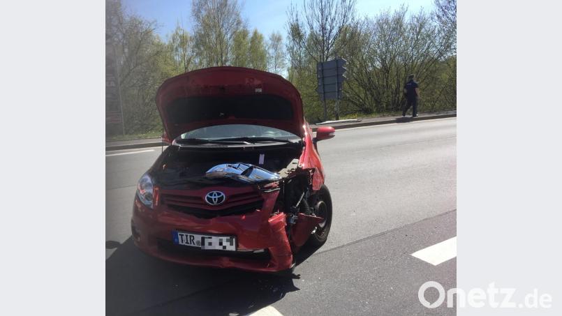Auch der Toyota wurde erheblich beschädigt. Bild: fphs