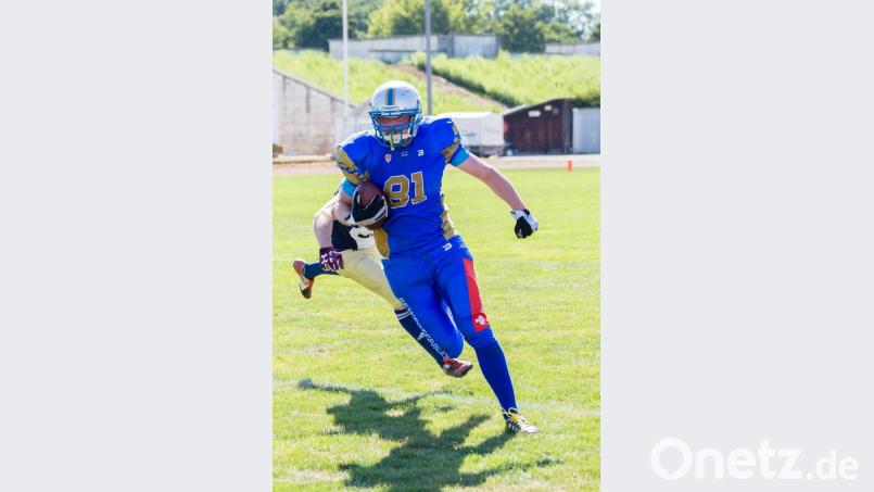 Zum ersten Landesliga-Heimspiel erwarten die Footballer der Weiden Vikings am Sonntag auf dem Gelände der DJK Weiden die Black Hawks aus Plattling. Bild: exb