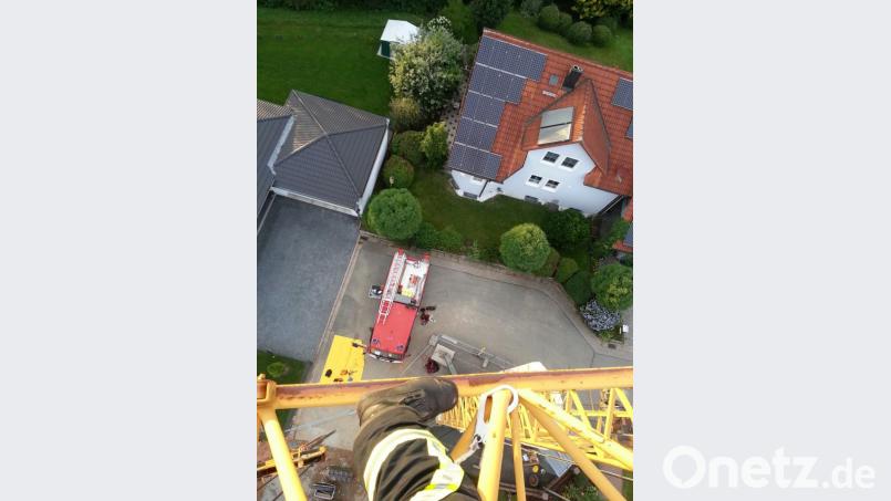 Wer nicht schwindelfrei ist, hat hier keine Chance, denn der Baukran ist stolze 20 Meter hoch. Bild: mld