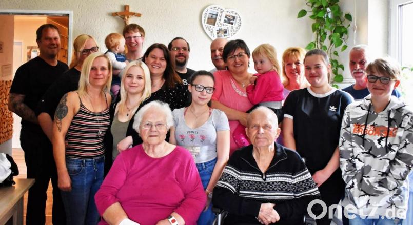 80. Geburtstag Gisela Schröter. Bild: hai