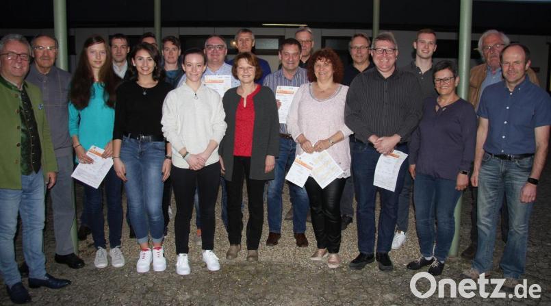 Mehr als 20 Sportabzeichen wurden an die erwachsenen TB-Jahn-Mitglieder verliehen. Bild: wro