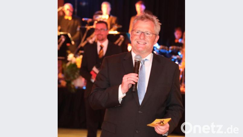 Oberbürgermeister Andreas Feller hießt die Gäste mit den Worten &quot;Willkommen beim gesellschaftlichen Höhepunkt der Stadt&quot;, willkommen. Bild: Gerhard Götz