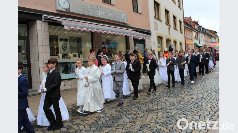 Ihre Erstkommunion feierten 42 Kinder am Sonntag in der Pfarrei St. Johannes der Täufer Bild: cs