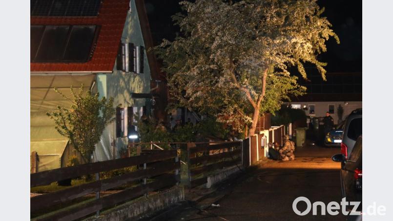 Sondereinsatzkommando muss stundenlange Bedrohungslage beenden. Bild: Alexander Auer