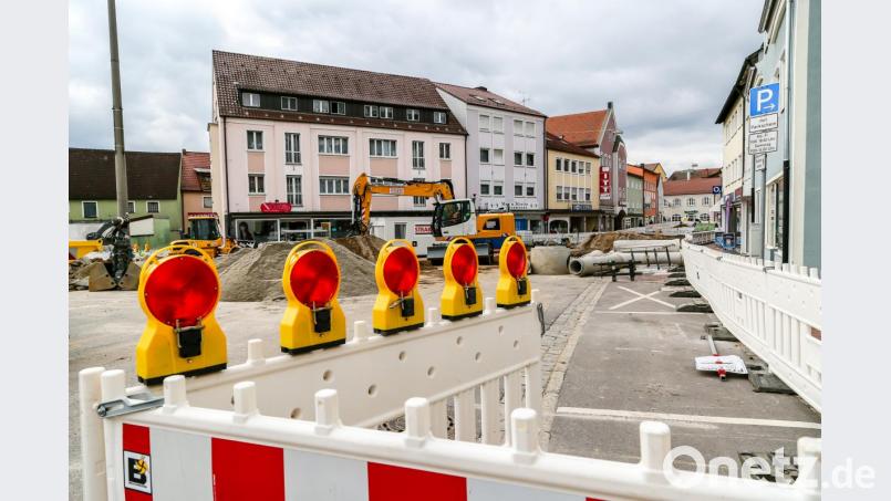 Der vorerst letzte Bauabschnitt der Sanierung der Friedrich-Ebert-Straße bis zum Wendelinplatz ist eines der größten Bauprojekte in diesem Jahr. Bild: Hösamer