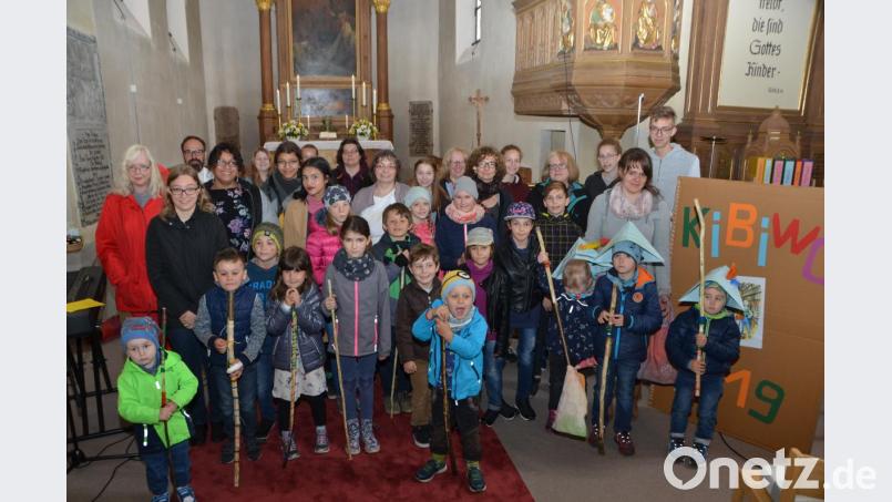 25 Kinder befassten sich an drei Tagen hintereinander mit biblischen Geschichten. Dabei erlebten sie so viele außergewöhnliche Momente. Auch Kamerunschafe spielten dabei eine gewichtige Rolle. Bild: dob