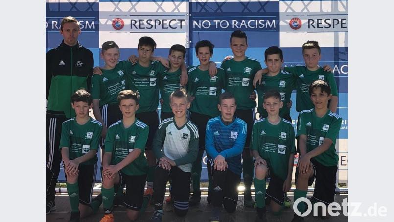 Die U13-Mannschaft des FC Weiden-Ost erreichte beim renommierten internationalen Jugendturnier „Copa Castell“ einen hervorragenden vierten Platz. Bild: exb