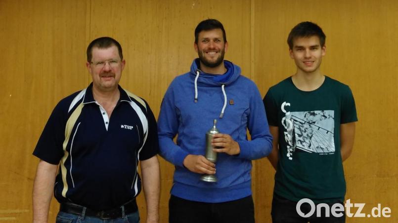 Vereinsmeister 2019 wurden (von links) Dieter Buchner, Simon Büttner und Andreas Bauer. Bild: wdb