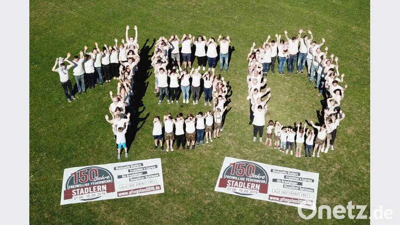 Die Feuerwehr Stadlern freut sich bereits auf ihren 150. Geburtstag, der an Pfingsten 2019 groß gefeiert wird. Im Festzelt wechseln sich vom 7. bis 10. Juni Blaskapellen der Region und bekannte Partybands ab. Bild: exb