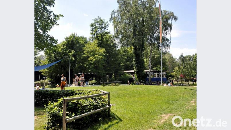 Das Stadtbad könnte durchaus wieder Schauplatz von Kulturveranstaltungen sein. Darauf verweist OB Kurt Seggewiß in der Diskussion um den Serenadensommer im Max-Reger-Park. Bild: rg