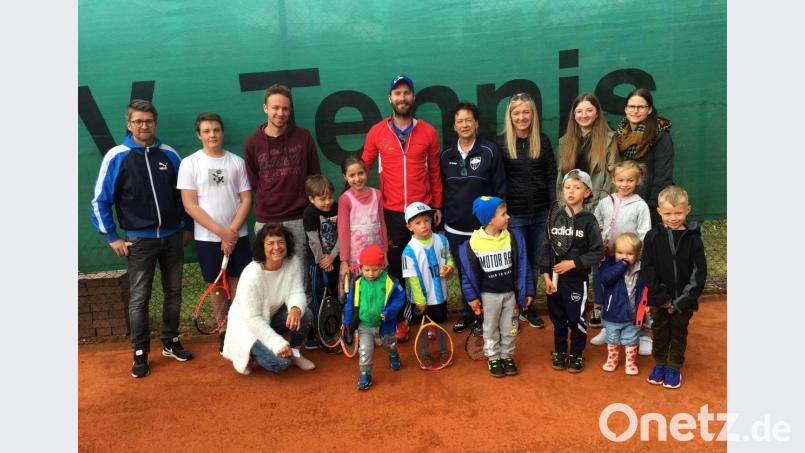 Der Nachwuchs steht im Mittelpunkt beim Saisonauftakt der Tennissparte des ASV. Bild: exb