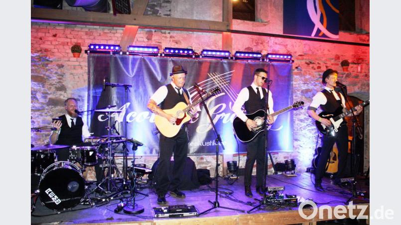 Die jungen Musiker von "Acoustic Gravity" sind musikalisch und vom Outfit her bekannt für ihren "Oldschool Style". Bild: lg