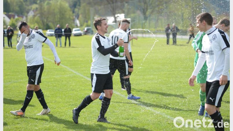 Upo feiert den Titel in der Kreisklasse Süd 2018/19 Bild: ref