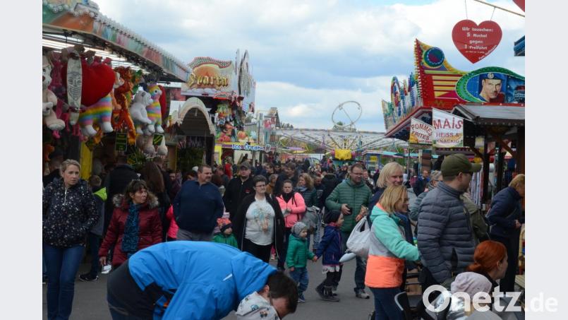 Am Sonntag kamen noch einmal viele Gäste auf den Festplatz. Bild: Kunz