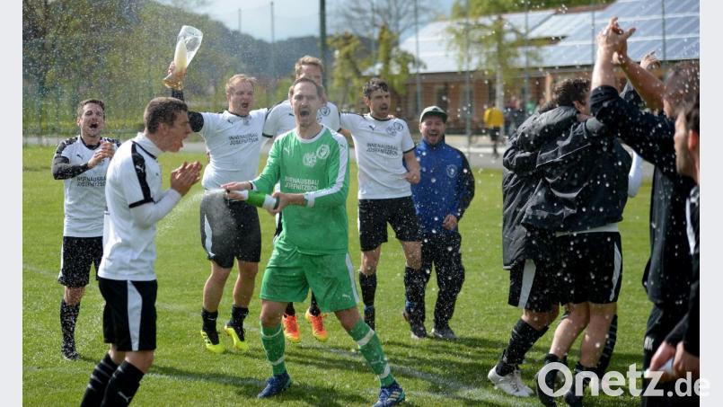 Upo feiert den Titel in der Kreisklasse Süd 2018/19 Bild: ref