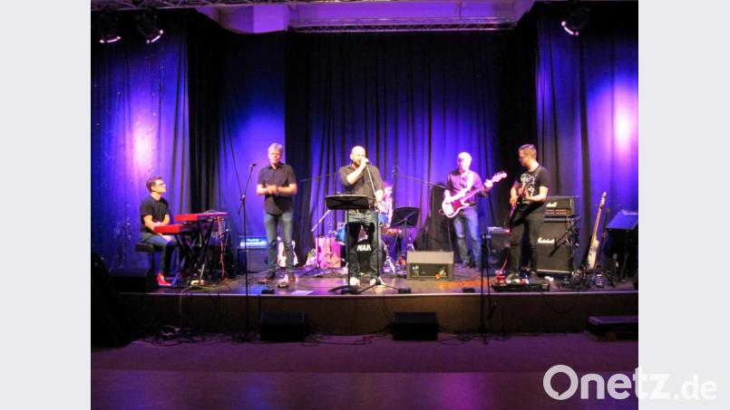 Mit kernigem Bluesrock erweitert die Red Fox Blues Band stetig ihre Fangemeinde. Bild: aks